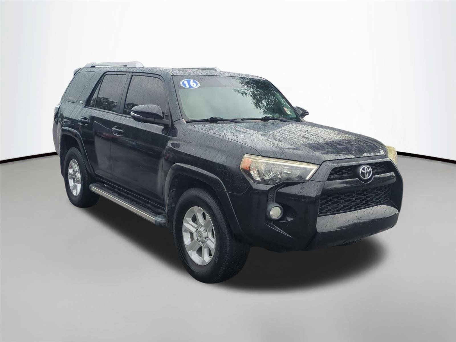 Used 2016 Midnight Black Metallic Toyota SR5 Premium image 7