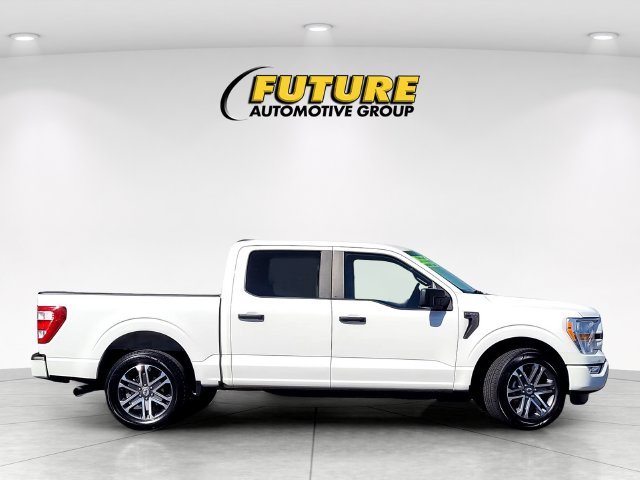 Used 2022 White Ford XL image 3
