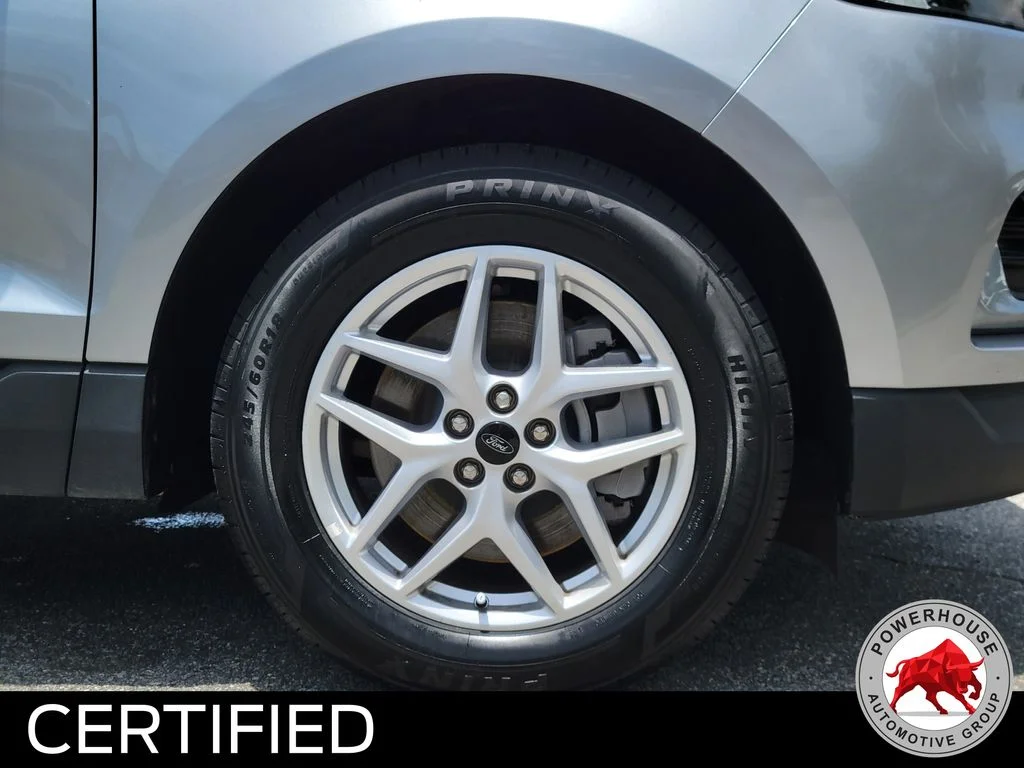 Used 2024 Silver Ford SEL image 11