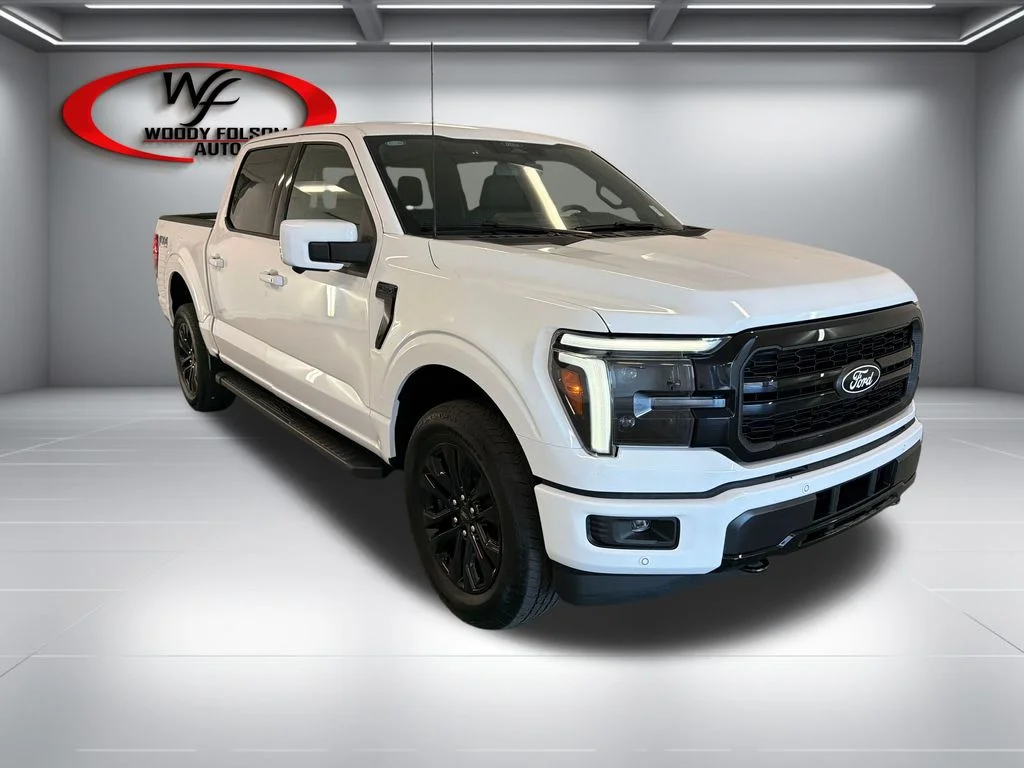 New 2026 Oxford White Ford Lariat® image 3