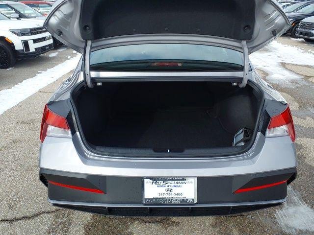 New 2026 Fluid Metal Hyundai SEL Sport image 11