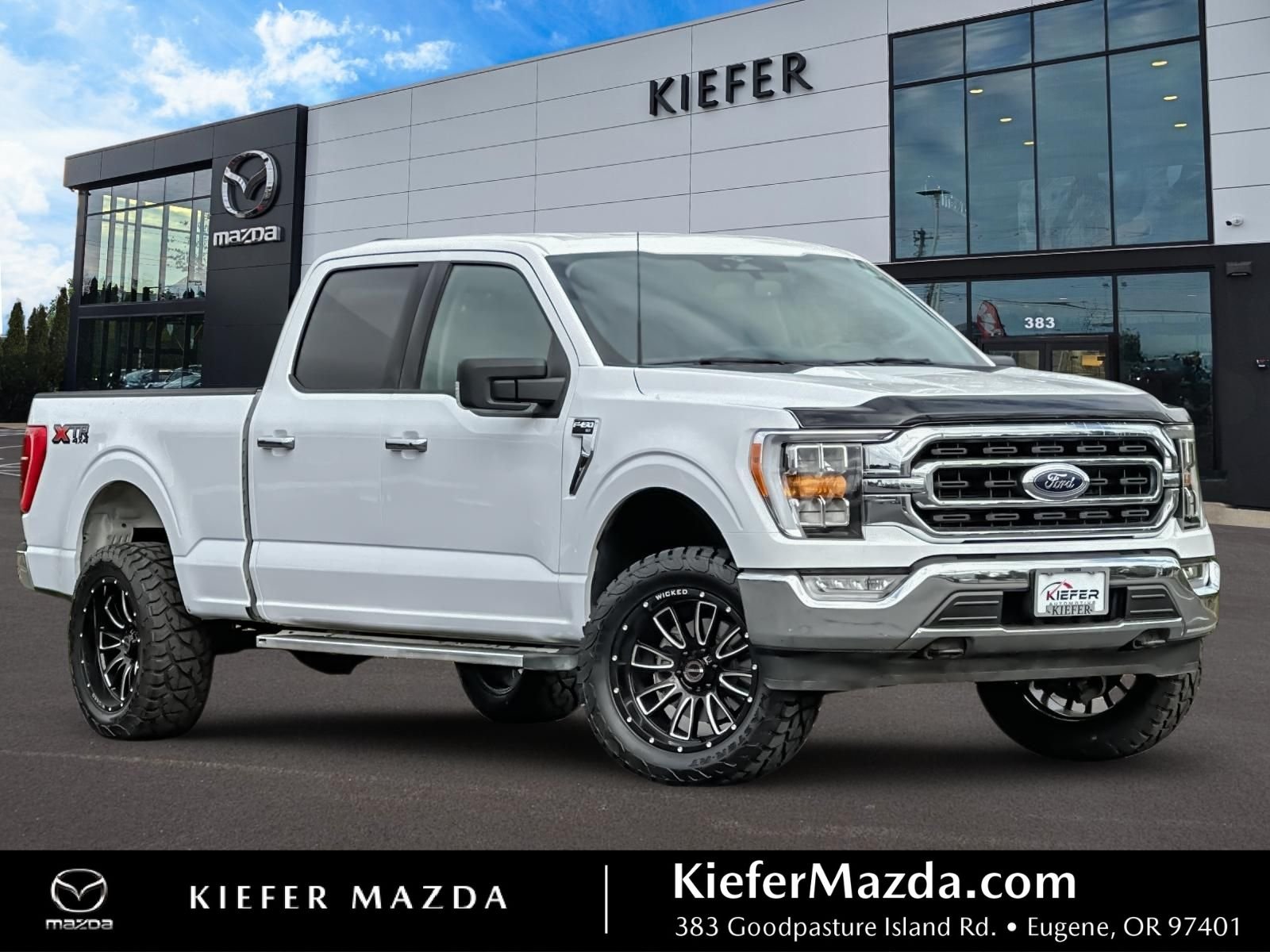 2023 Ford F-150 XLT 4x4 SuperCrew 157 in's photo