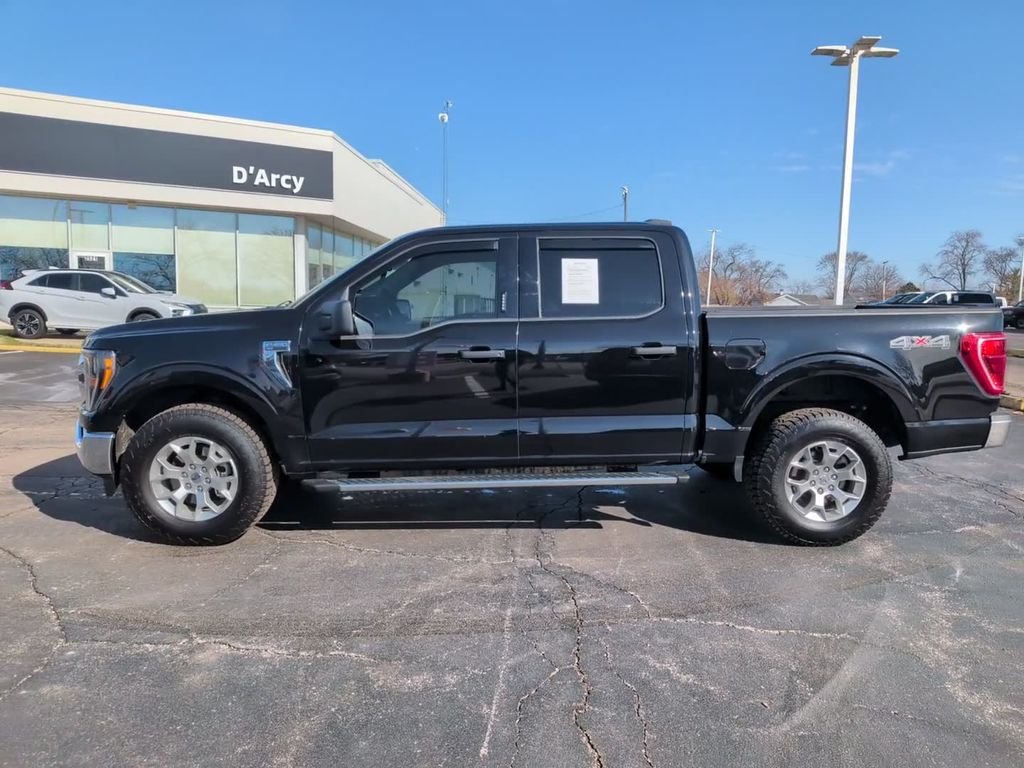 Used 2023 Black Ford XLT image 11