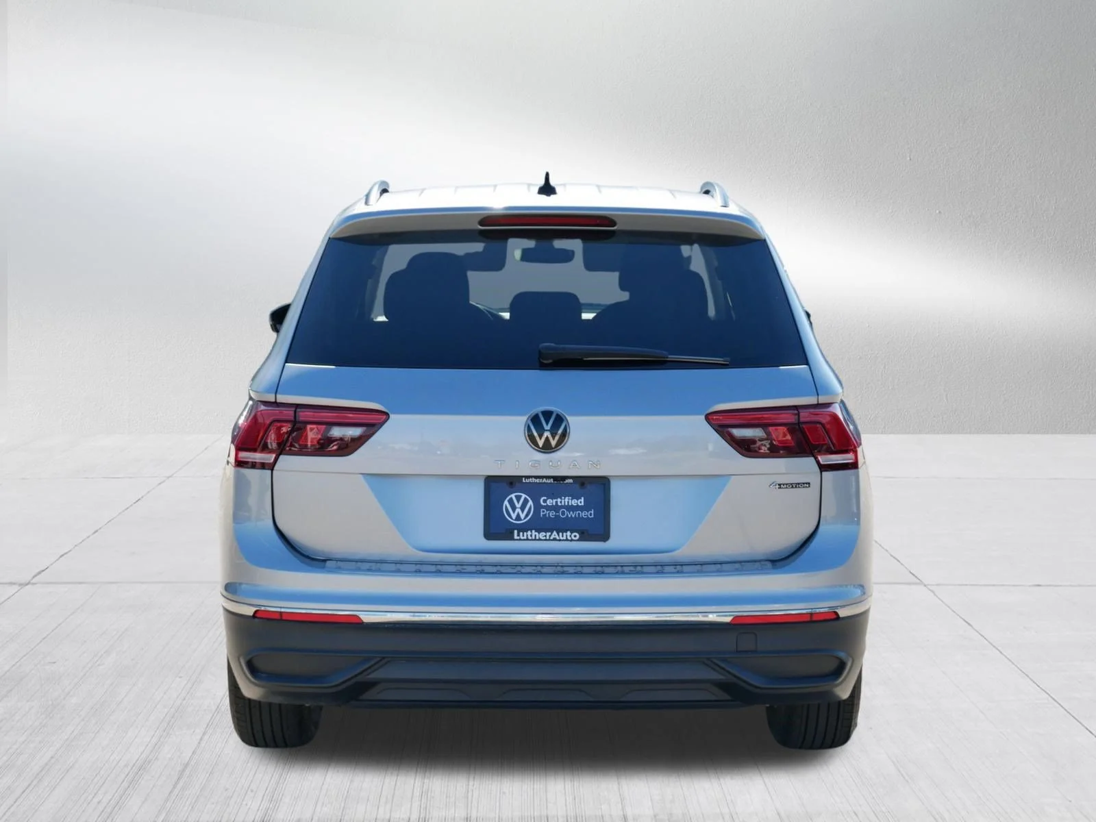 Certified Used 2024 PYRITE SILVER Volkswagen S image 6