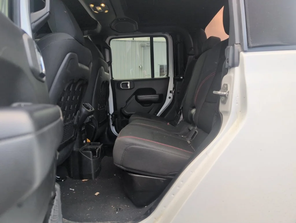 Certified Used 2021 White Jeep Rubicon image 31