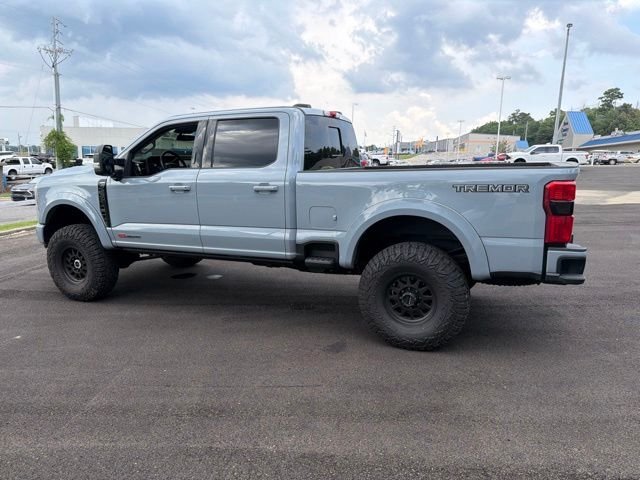 Used 2024 Gray Ford Lariat image 7