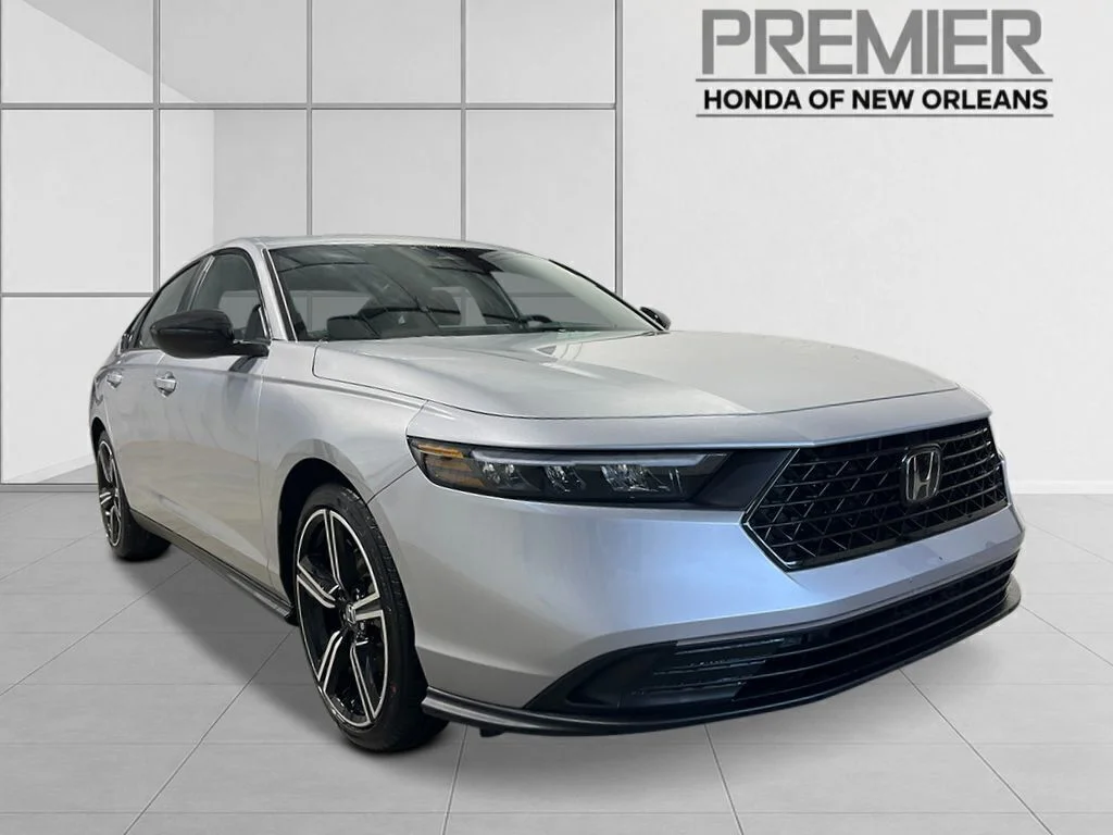 New 2026 Solar Silver Metallic Honda Sport Hybrid image 9