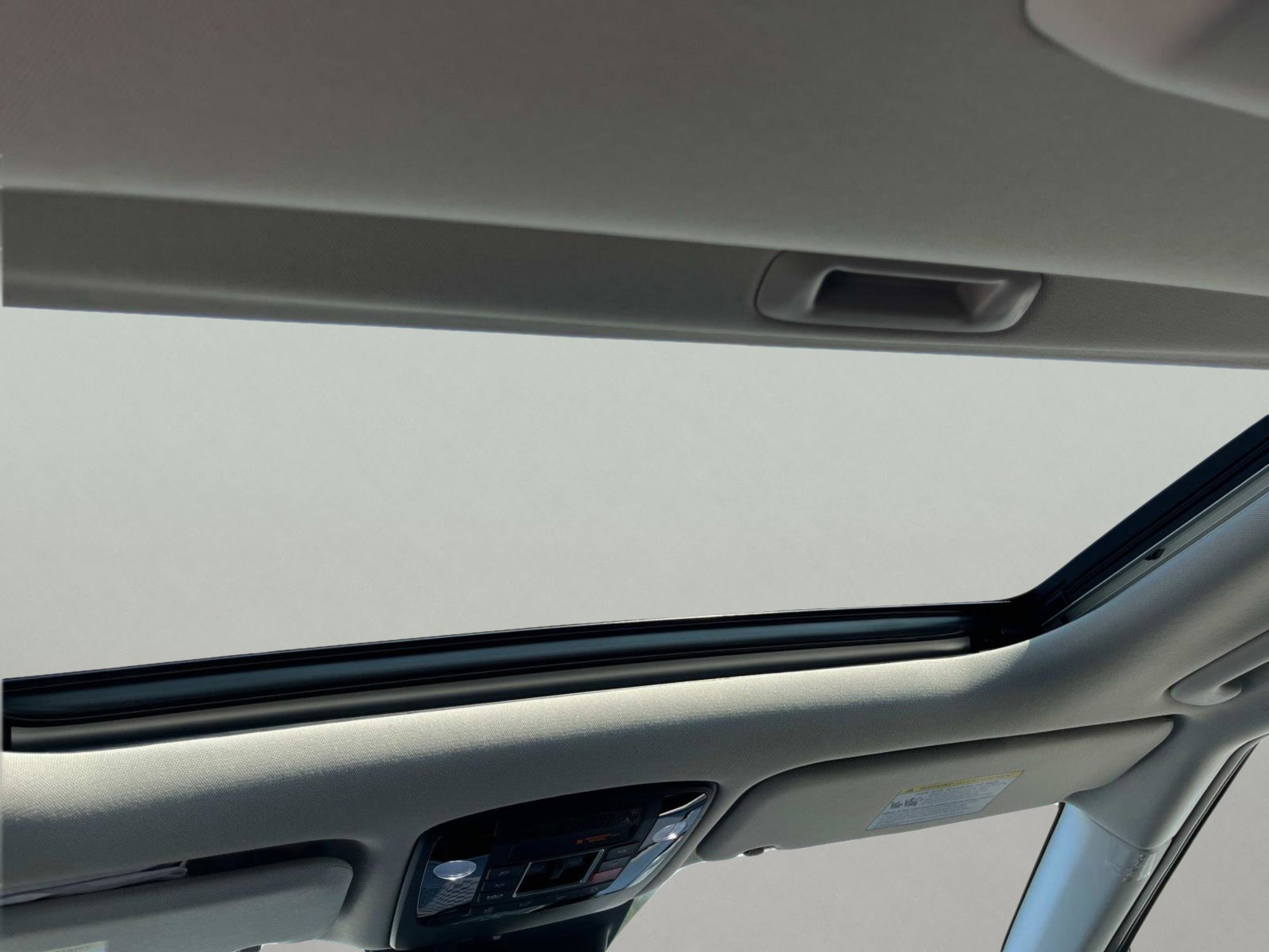 2026 Kia Carnival SX Prestige - Photo 10