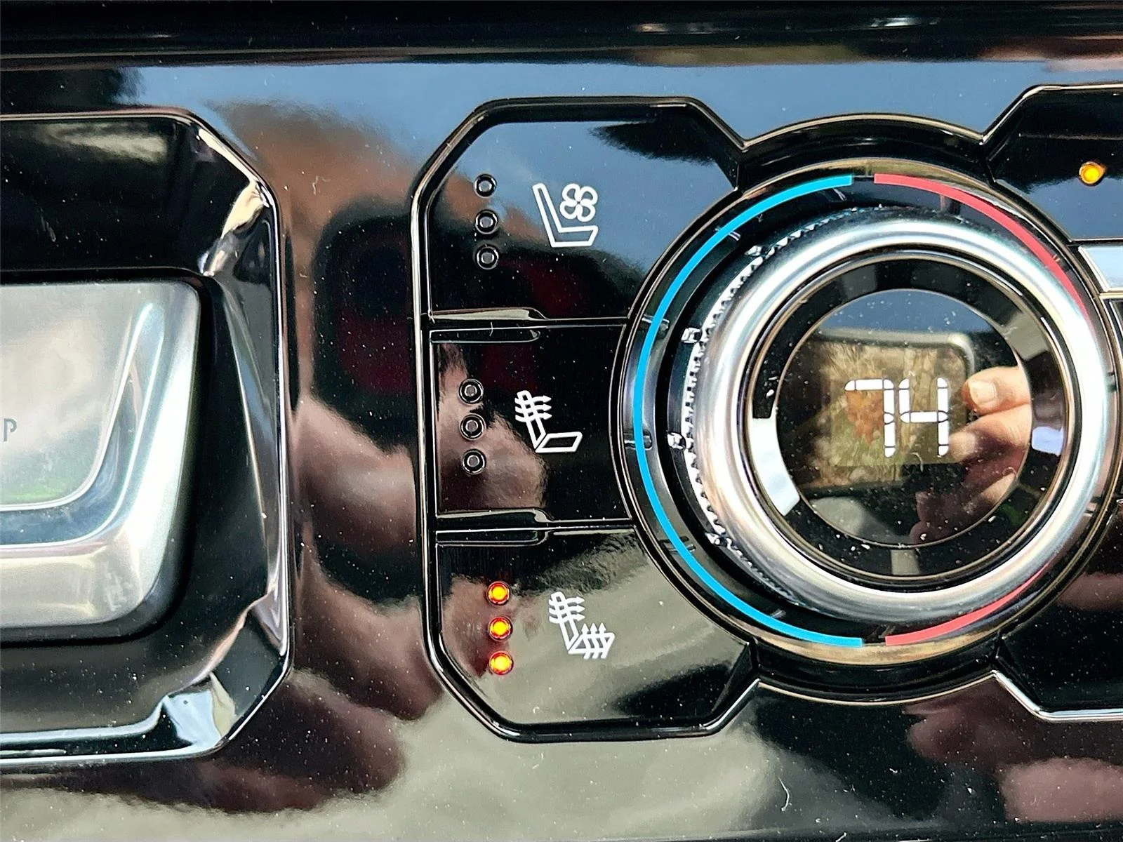 2026 GMC Sierra 1500 AT4 - Photo 16
