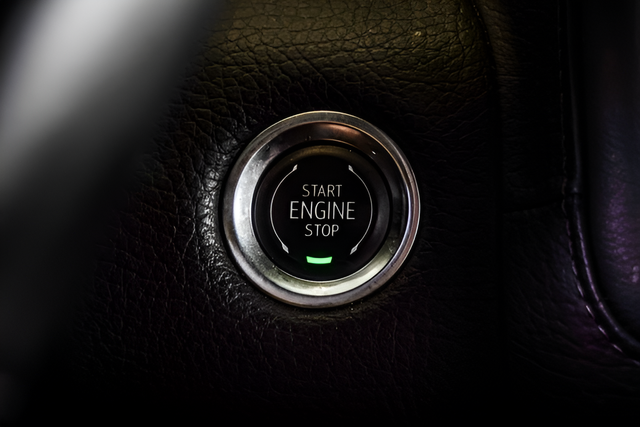 Used 2024 Black GMC Denali image 18