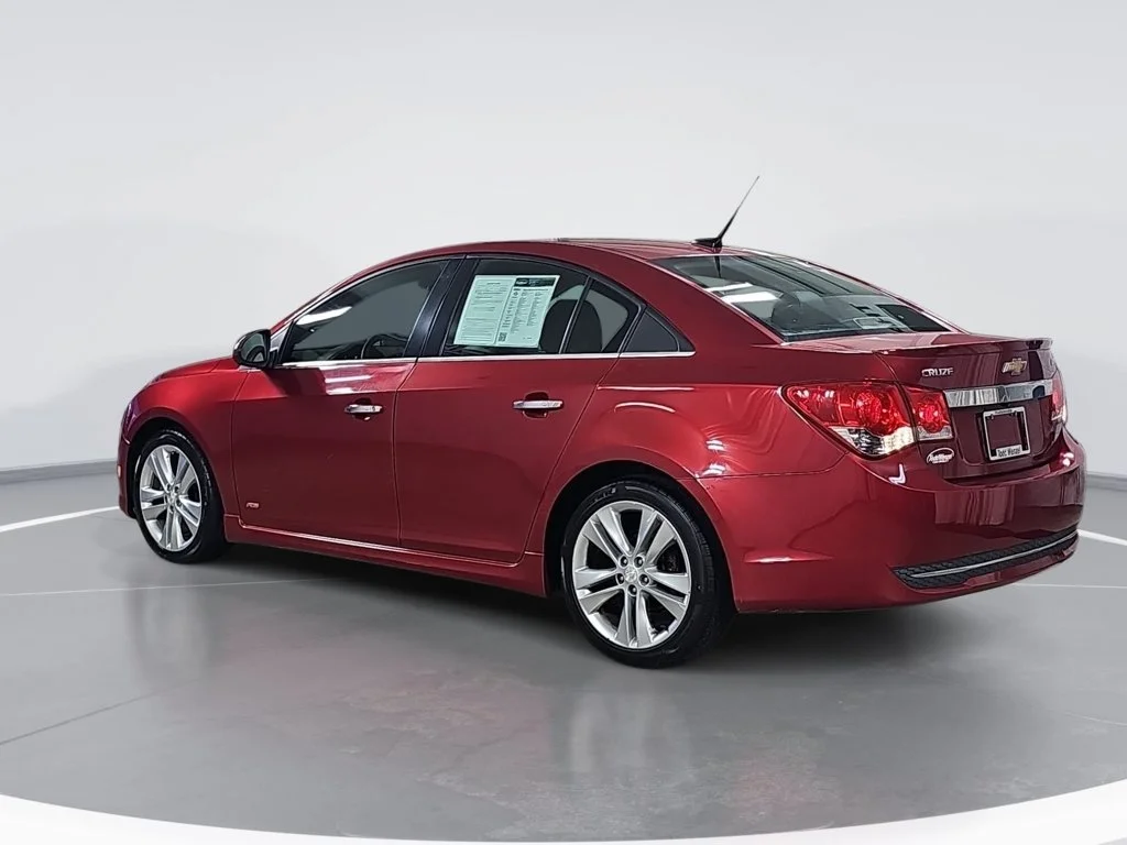 Used 2014 Red Chevrolet LTZ image 6