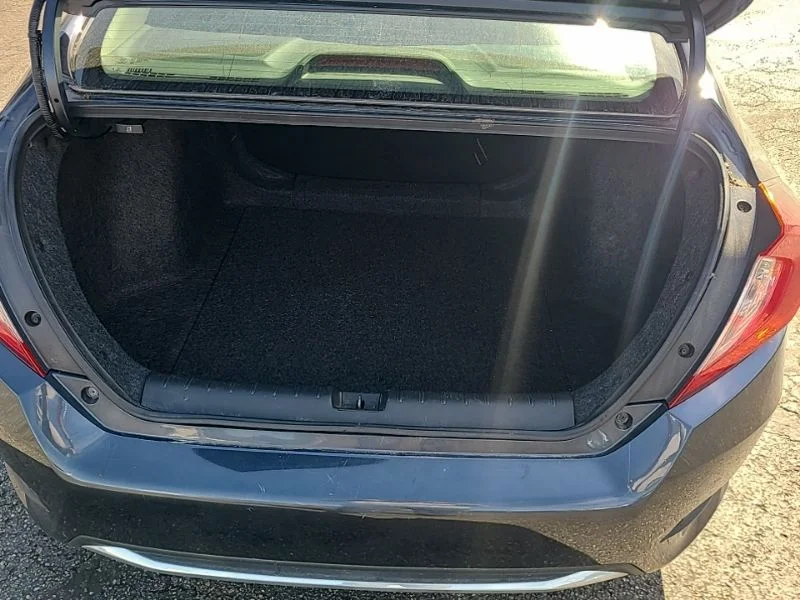 Used 2020  Honda LX image 11