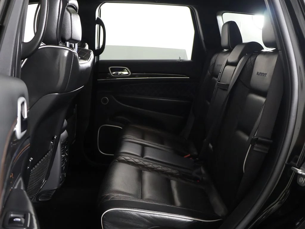 Used 2020 Black Jeep Summit image 34
