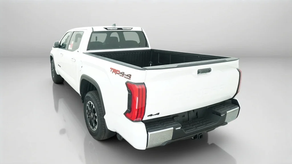 New 2026 Ice Cap Toyota SR5 image 13