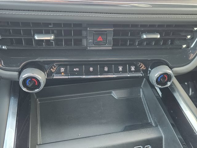 Used 2025 Summit White Chevrolet LS image 20