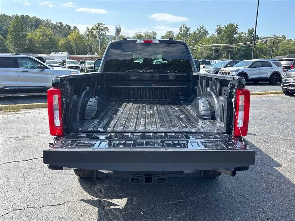 Certified Used 2024 Agate Black Metallic Ford XLT image 7