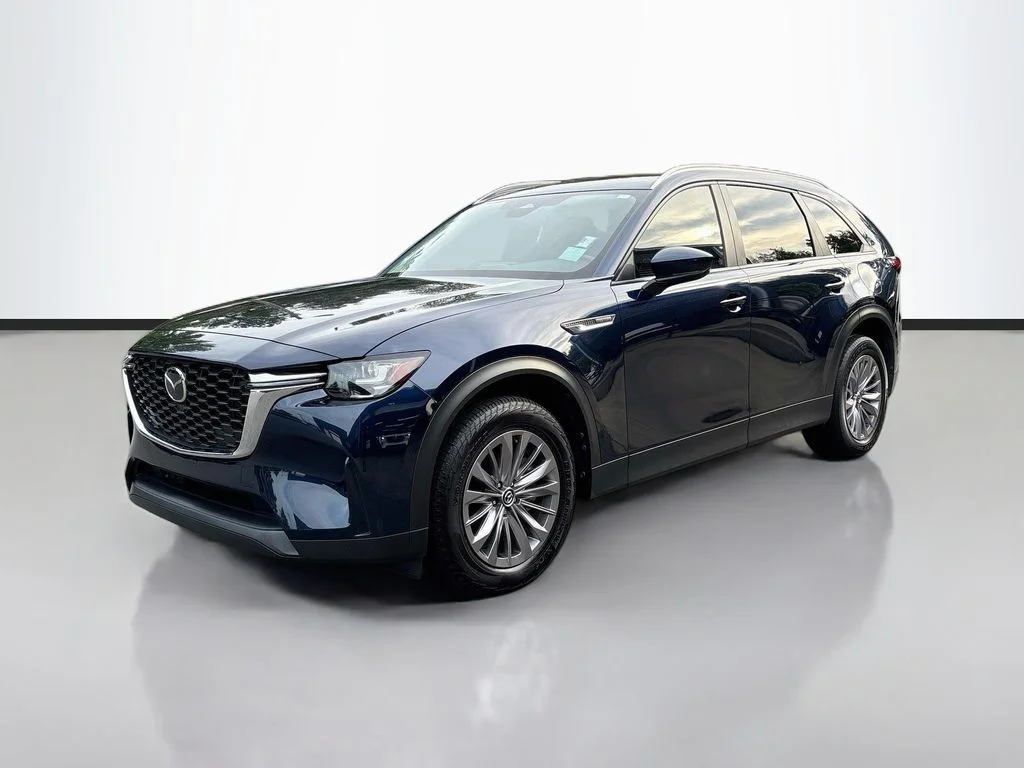 Certified Used 2025 Crystal Blue Mazda 3.3 Turbo Select image 3