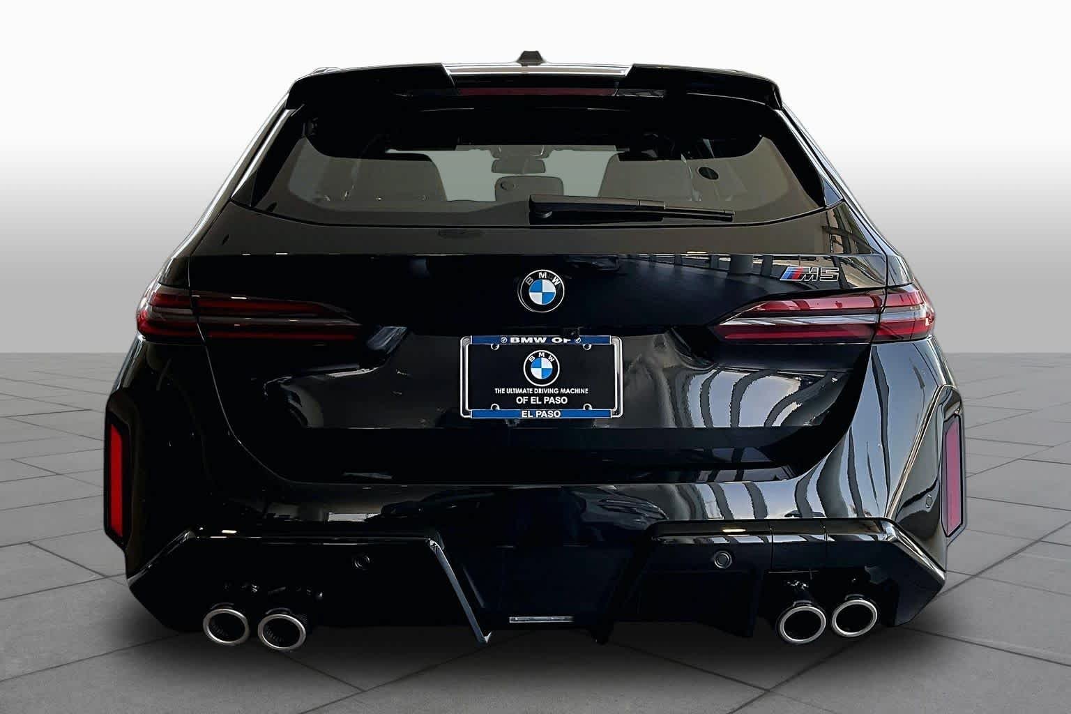 New 2027 Black Sapphire Metallic BMW  image 4