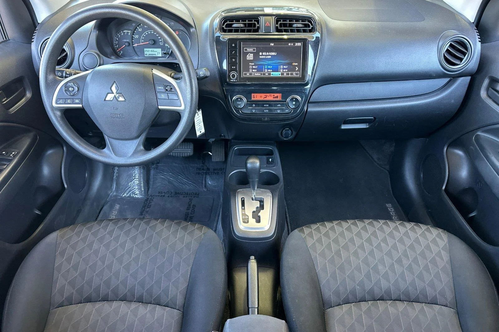 Used 2024 White Diamond Mitsubishi ES image 13