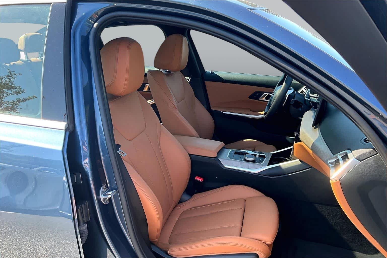 2025 BMW 3 Series 7