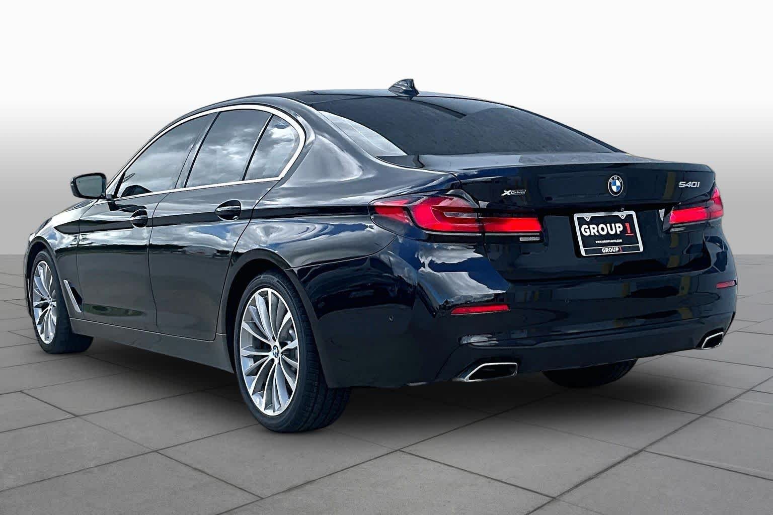Used 2021 Black Sapphire Metallic BMW 540i xDrive image 12