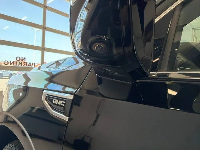 Used 2022 Black GMC Denali image 11