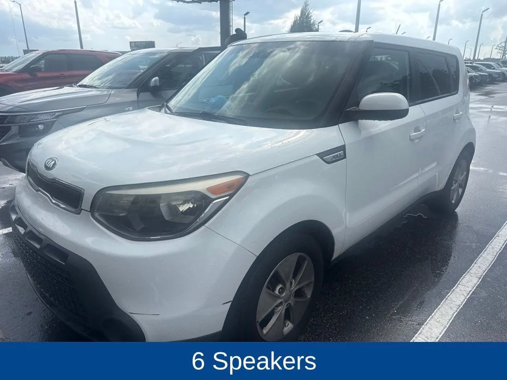 Used 2016 Clear White Kia Base image 3