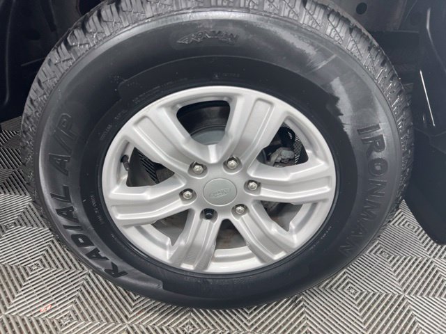 Used 2019 Silver Ford XLT image 10