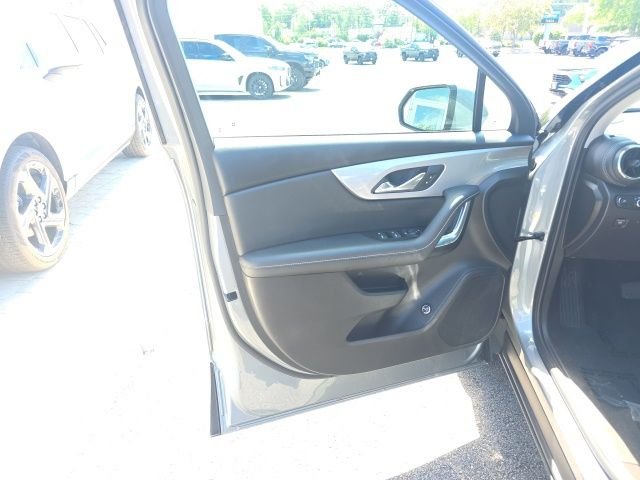 Used 2024 Gray Chevrolet LT image 15