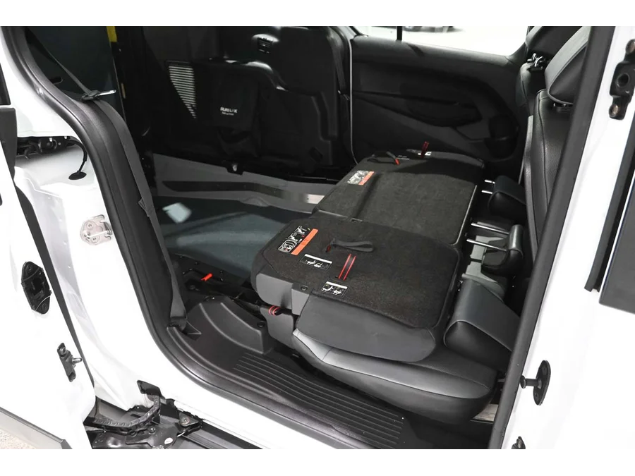 Used 2016 WHITE Ford XL Mobility Handicap Van image 18