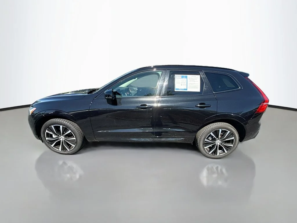 2024 Volvo XC60 Plus - Photo 3
