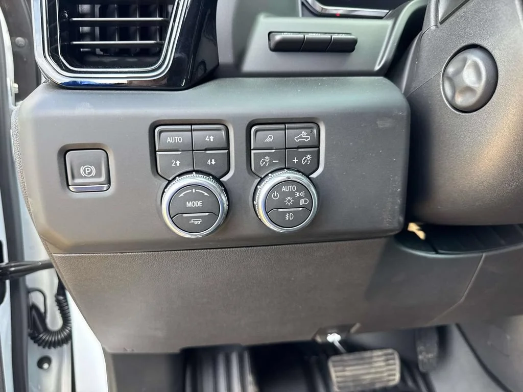 2026 GMC Sierra 1500 AT4X - Photo 41