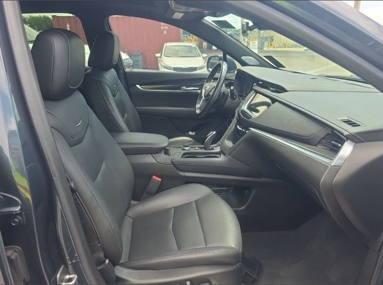 Used 2021 Gray Cadillac Premium Luxury image 6