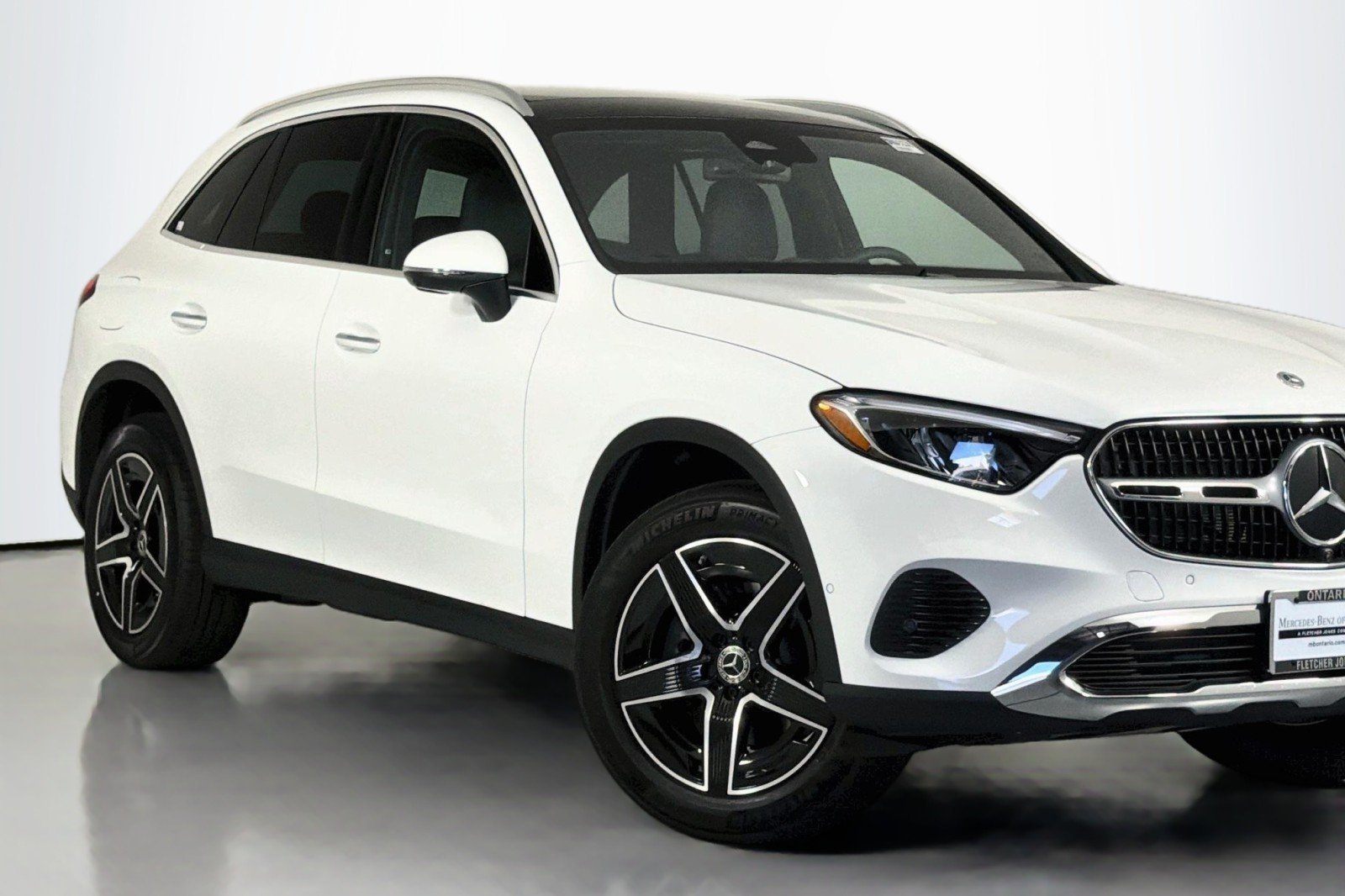 New 2026 Polar White Mercedes-Benz GLC 300 SUV image 13