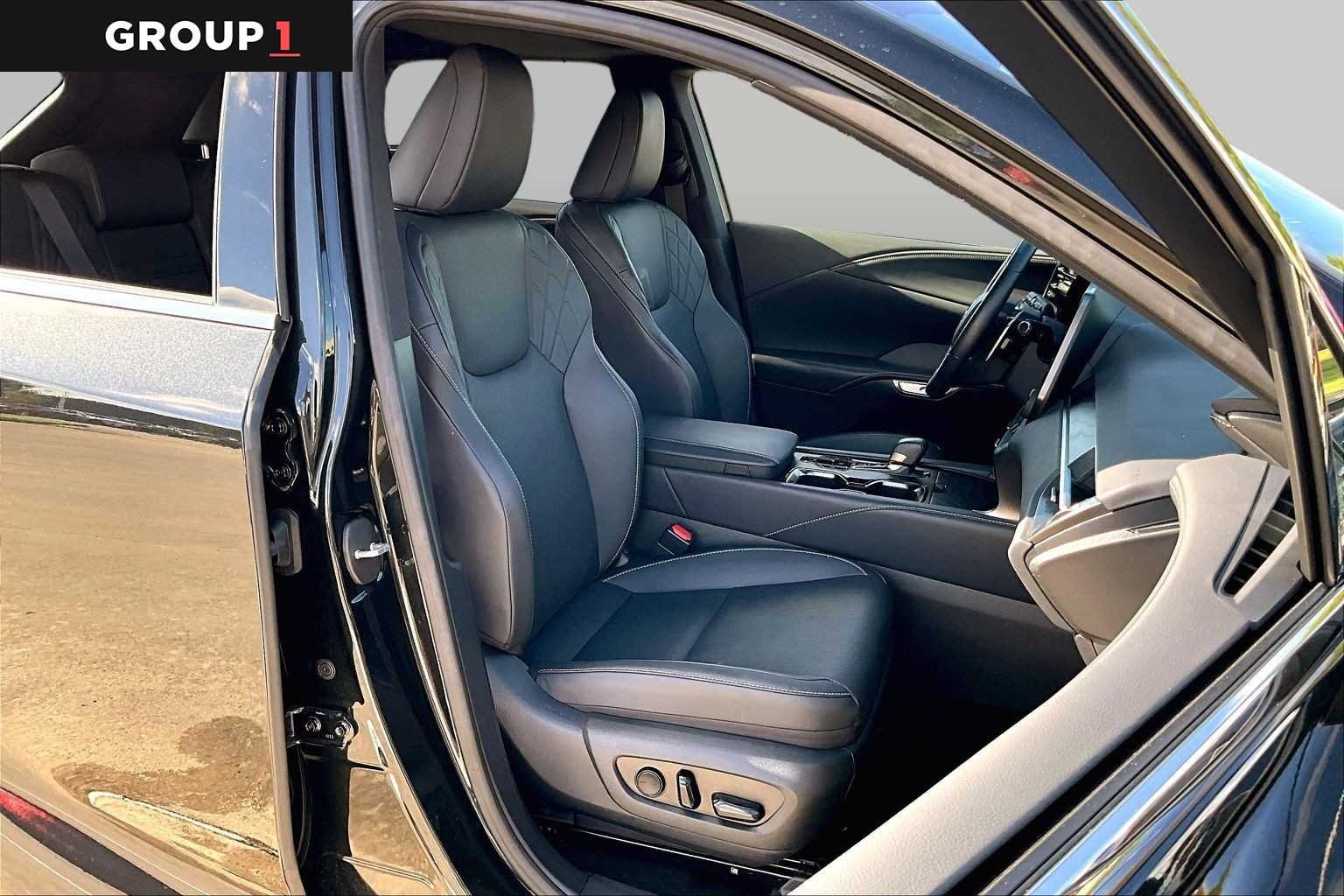 Used 2026 Caviar Lexus Premium image 8