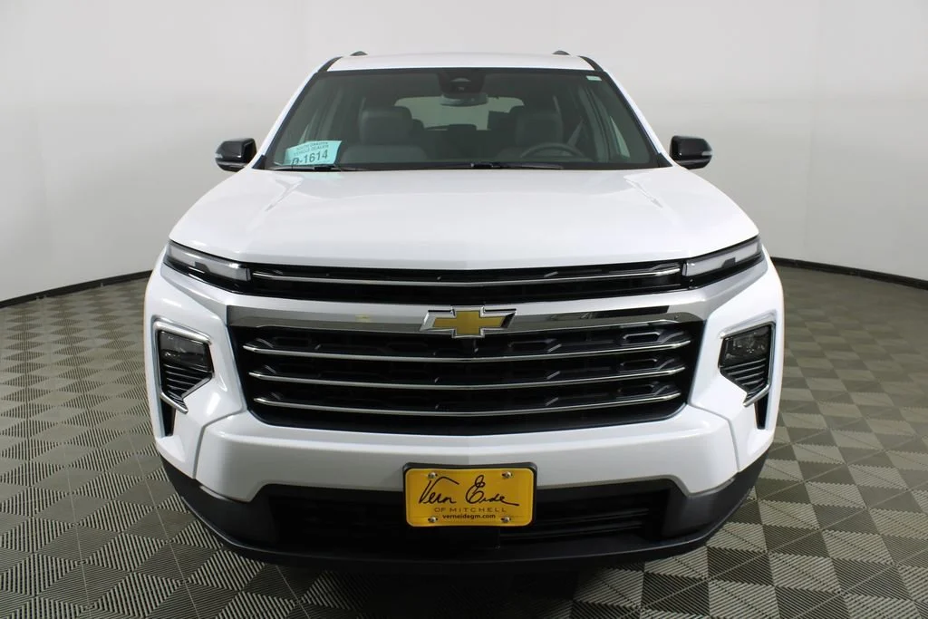 New 2026 Summit White Chevrolet LT image 2