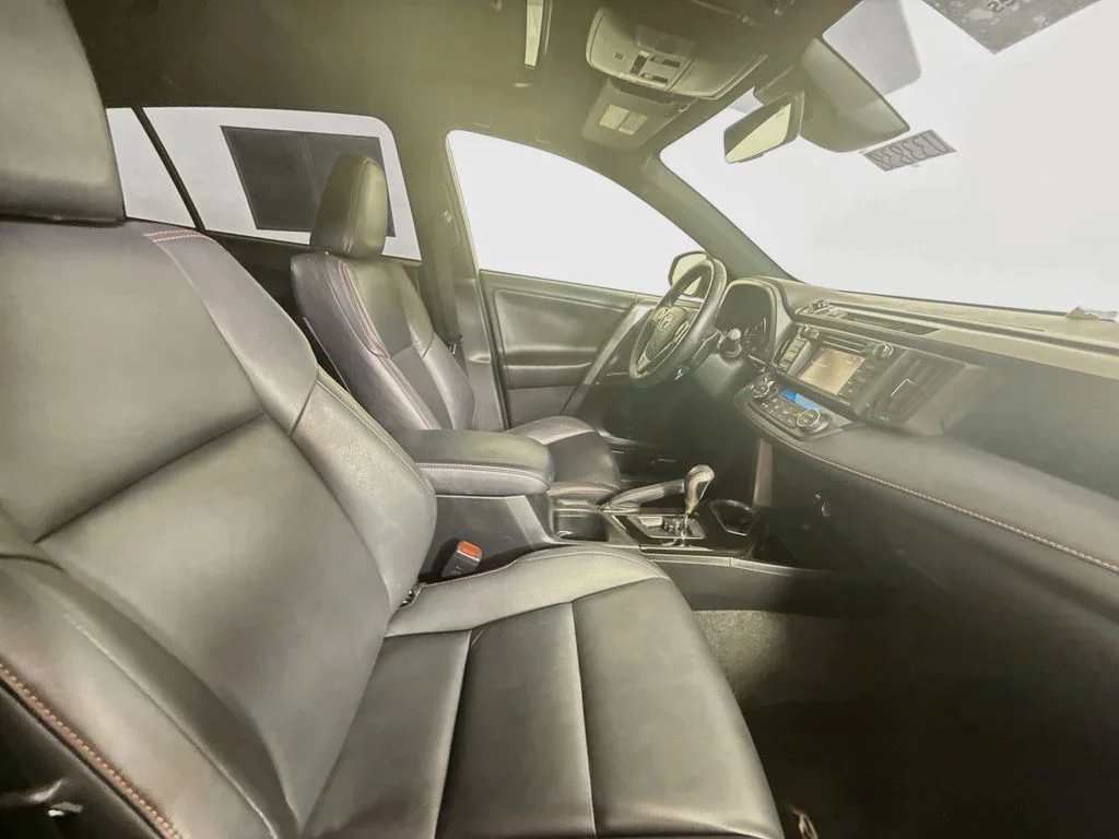Used 2018 Silver Sky Metallic Toyota SE image 27
