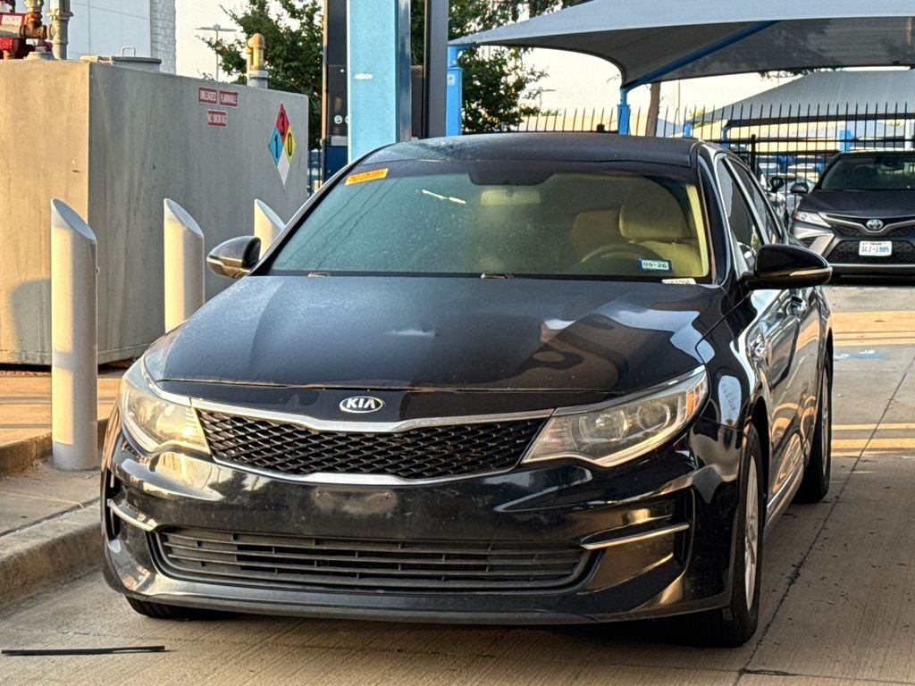 2016 Kia Optima LX AT's photo