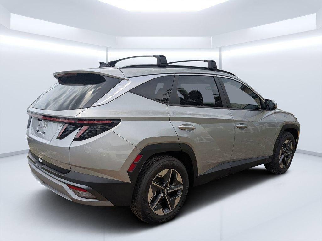 New 2026 Silver Hyundai SEL Premium FWD image 3