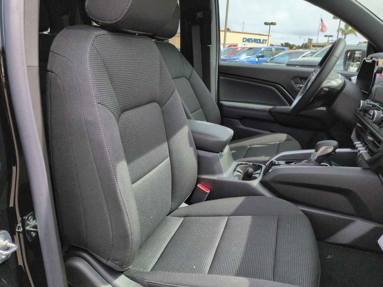 2026 Chevrolet Colorado LT - Photo 28