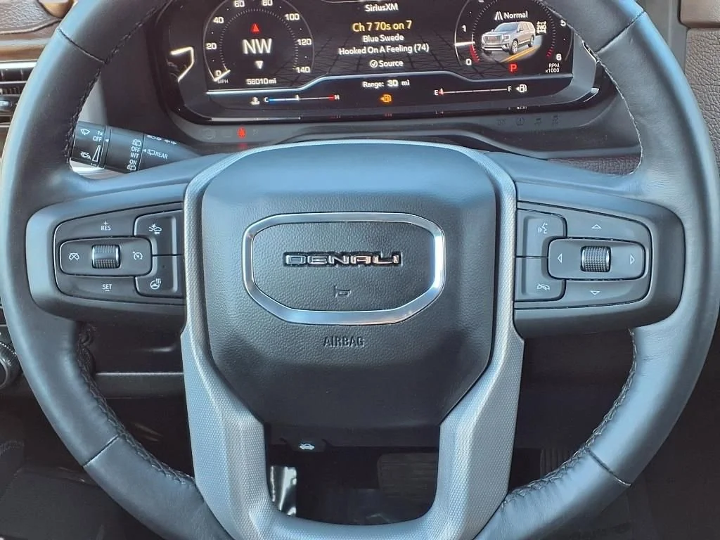 2022 GMC Yukon XL Denali - Photo 14