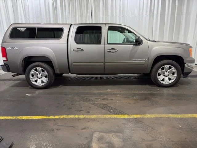 Used 2007 GMC Sierra 1500 SLT with VIN 3GTEK13M27G552223 for sale in Grants Pass, OR