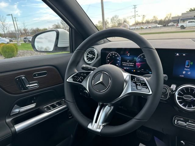 New 2026 Polar White Mercedes-Benz GLA 250 image 72