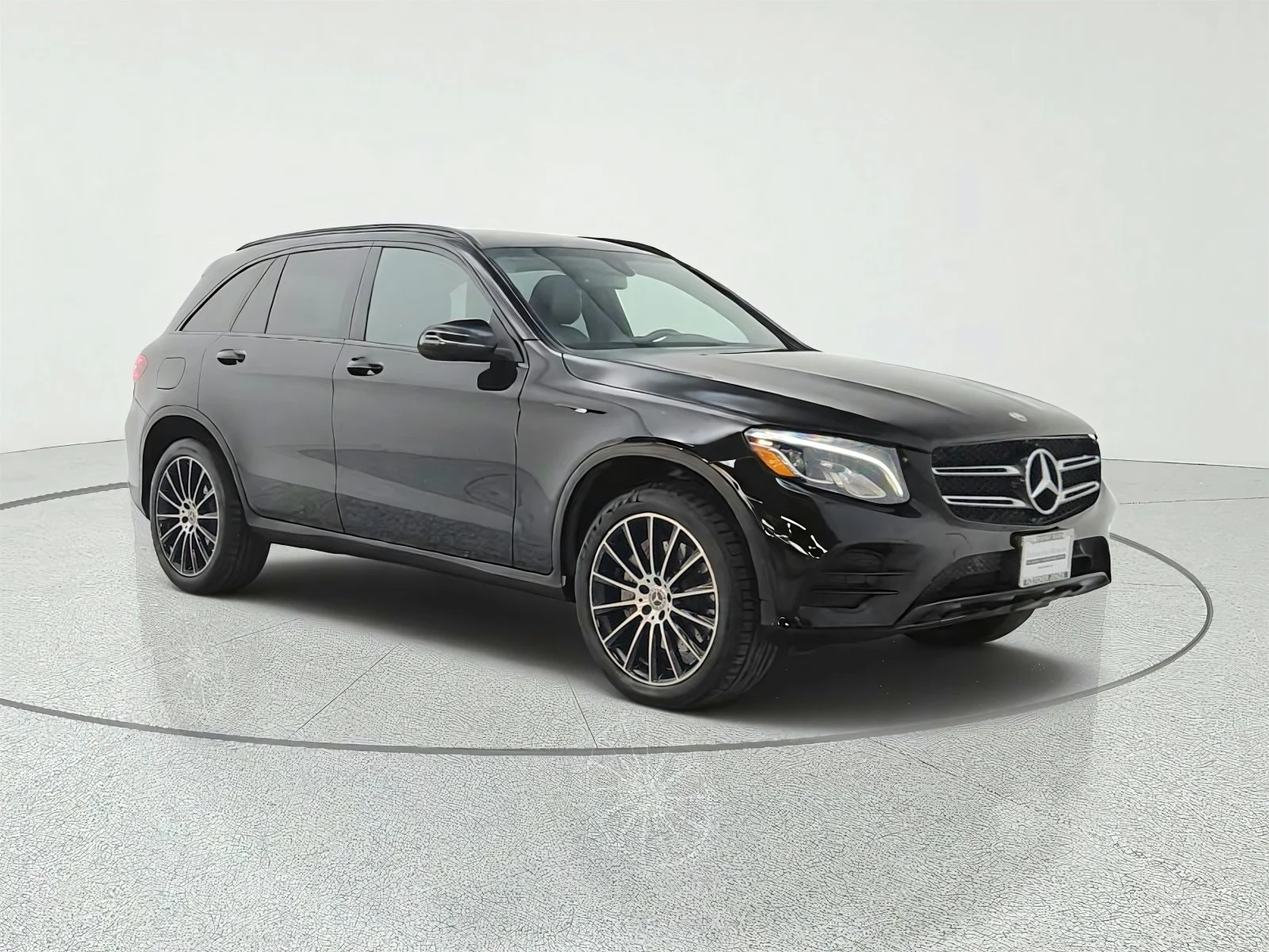 Used 2019 Black Mercedes-Benz GLC 300 SUV image 3