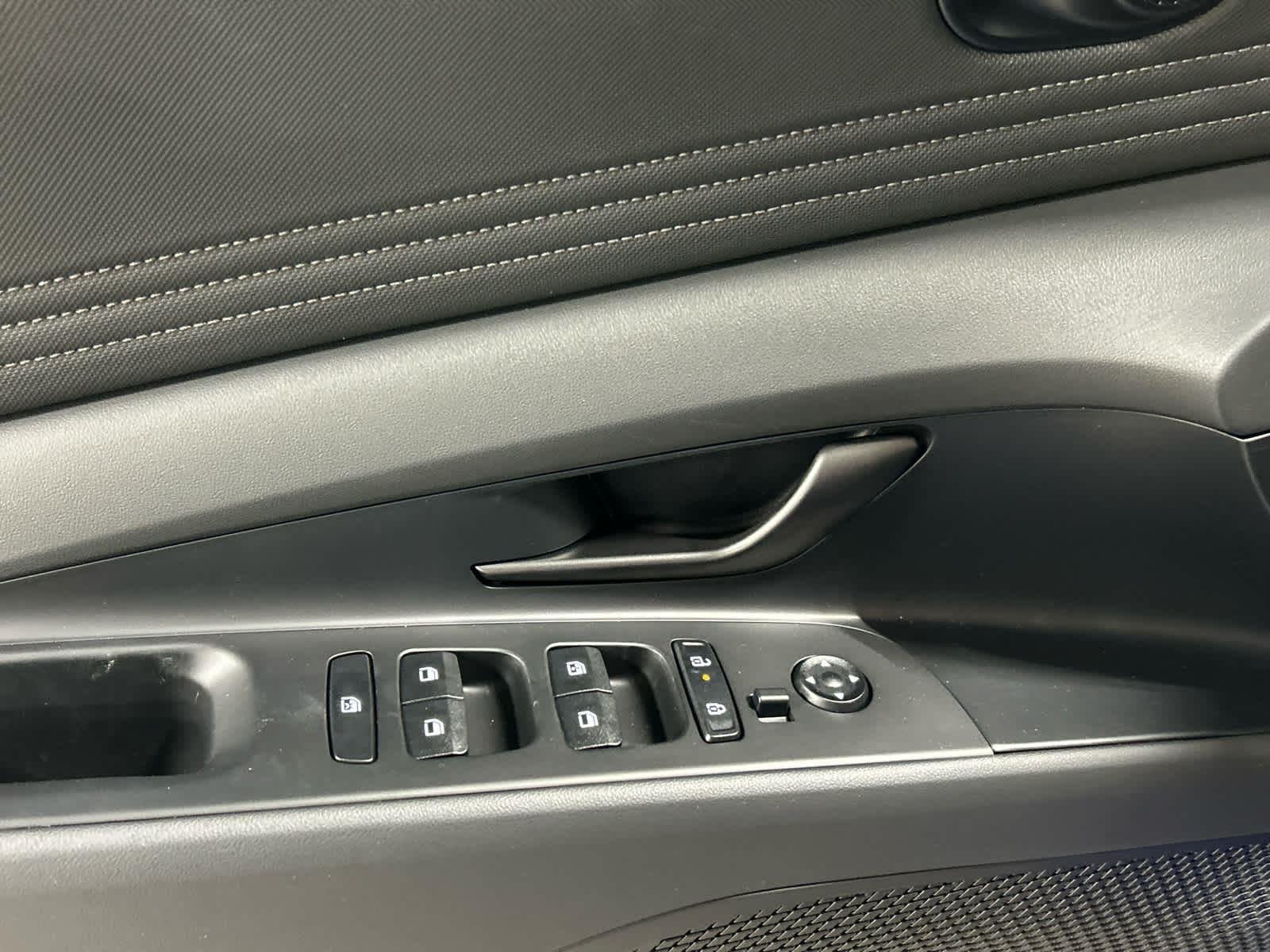 2026 Hyundai Elantra SEL - Photo 26