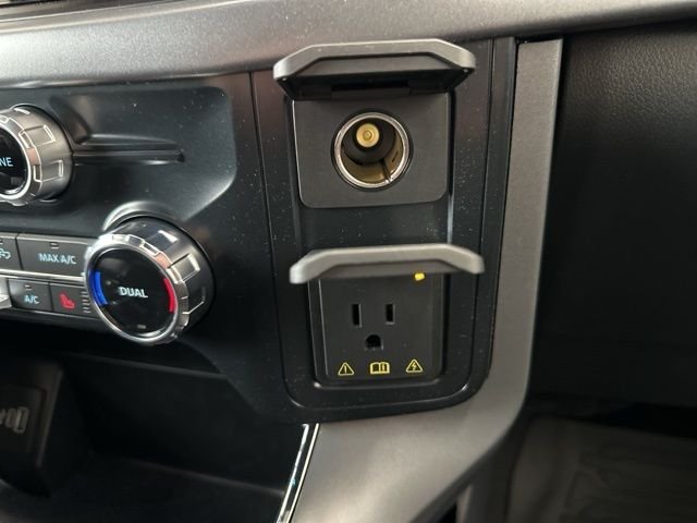 New 2026 Agate Black Metallic Ford XLT image 41