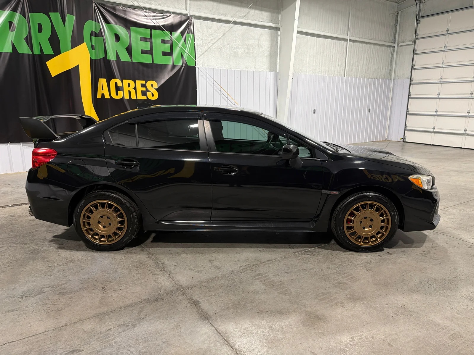 Used 2018 Crystal Black Silica Subaru Premium image 4