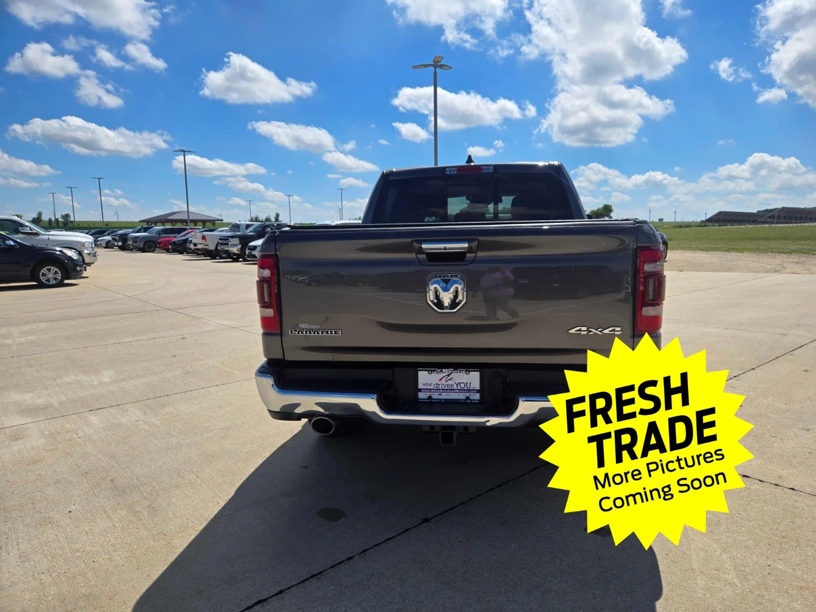 Used 2022 Granite Crystal Metallic Clearcoat Ram Laramie image 6