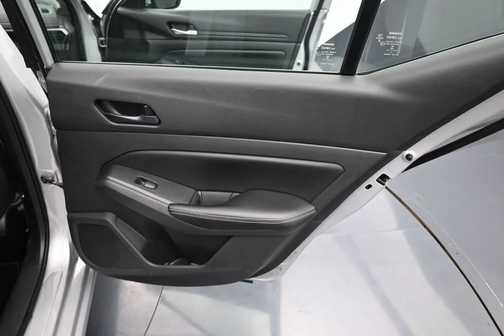 Used 2024 Silver Nissan 2.5 SV image 13