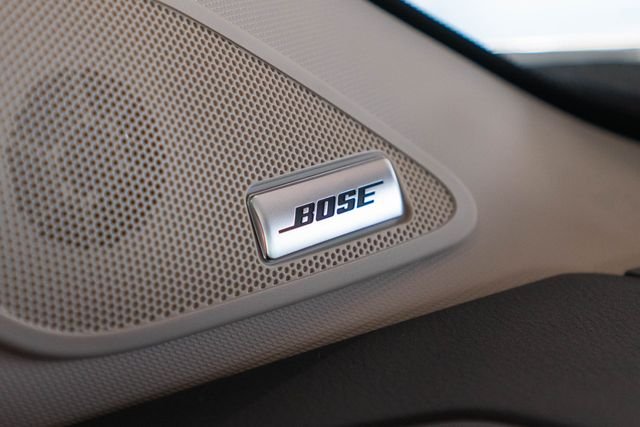 Used 2025 Silver Nissan Platinum image 24
